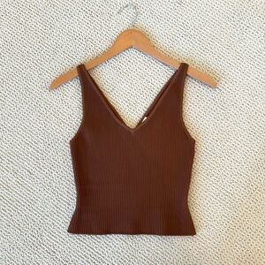 Aritzia Babaton Chocolate V-Neck Sculpt Knit Tank in Epicurean Brown